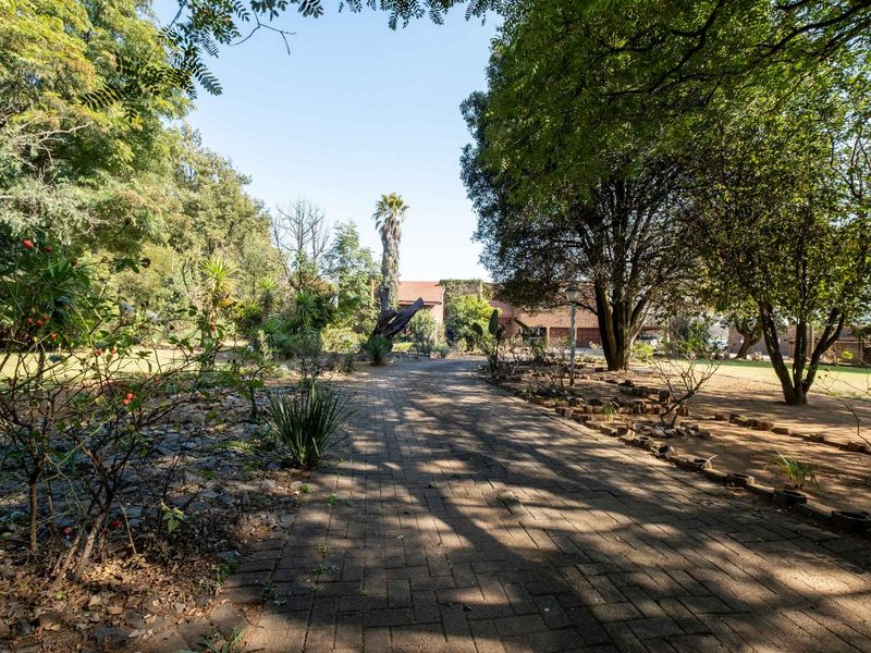 Surprise Investment Opportunity - Photo 1