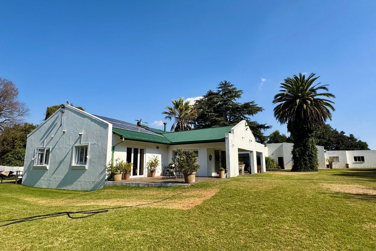 Lifestyle Farm with Exceptional Income Potential & Established Turf Business - Photo 2
