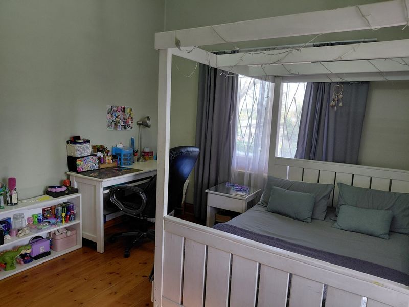 Cape Dutch Heritage Home - Photo 8
