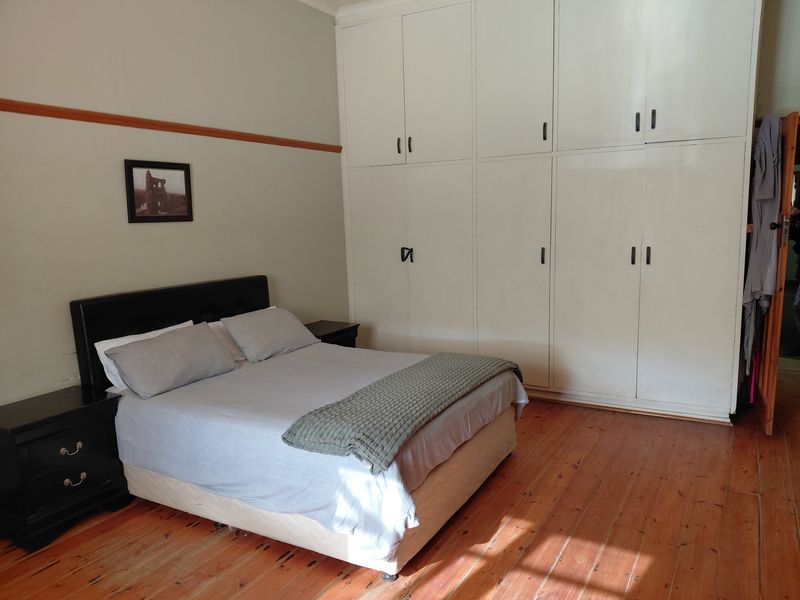 Cape Dutch Heritage Home - Photo 6
