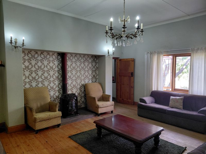 Cape Dutch Heritage Home - Photo 4