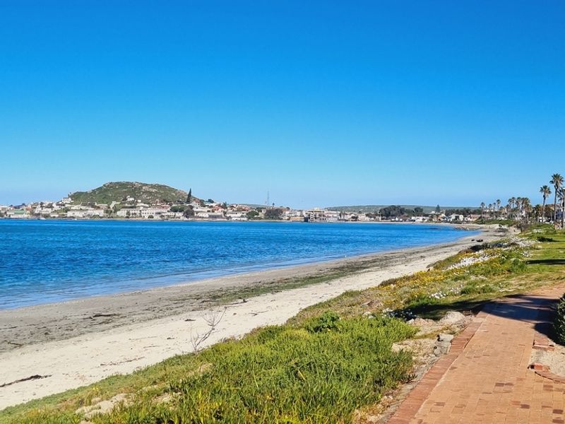 Modern Coastal Living in the New Secure Moi Estate – Bluewater Bay, Saldanha - Photo 6