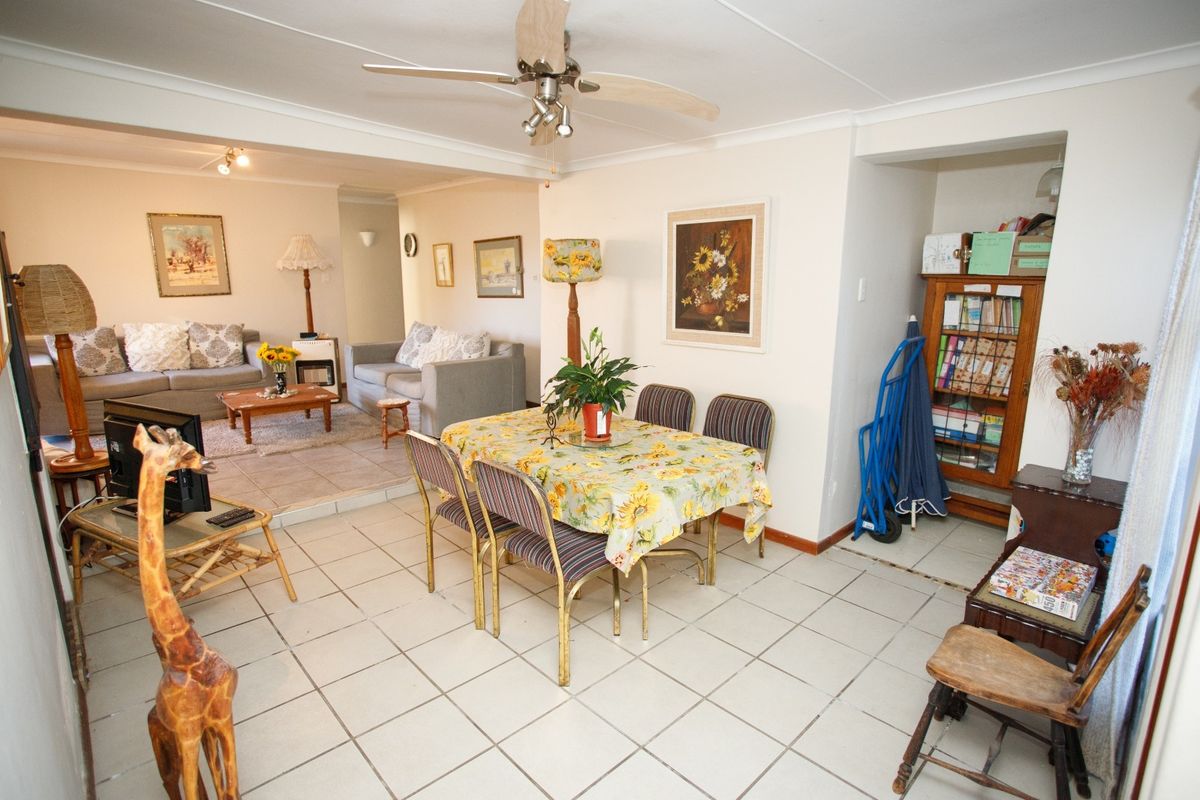 This property is exclusively presented in sole association with Diedricks Inc. - Photo 3