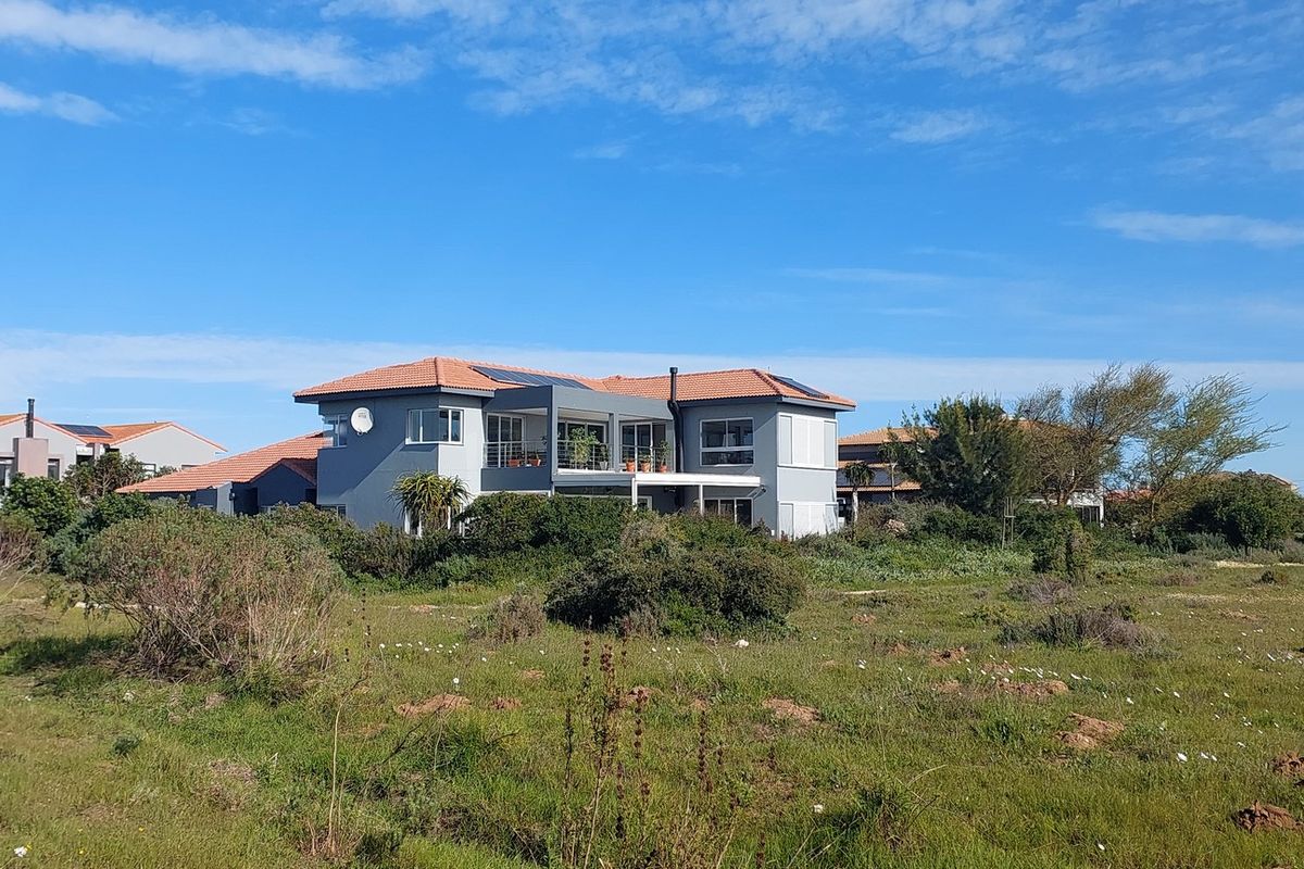 Exquisite Fairway Home for Sale in Langebaan Country Estate - Photo 4
