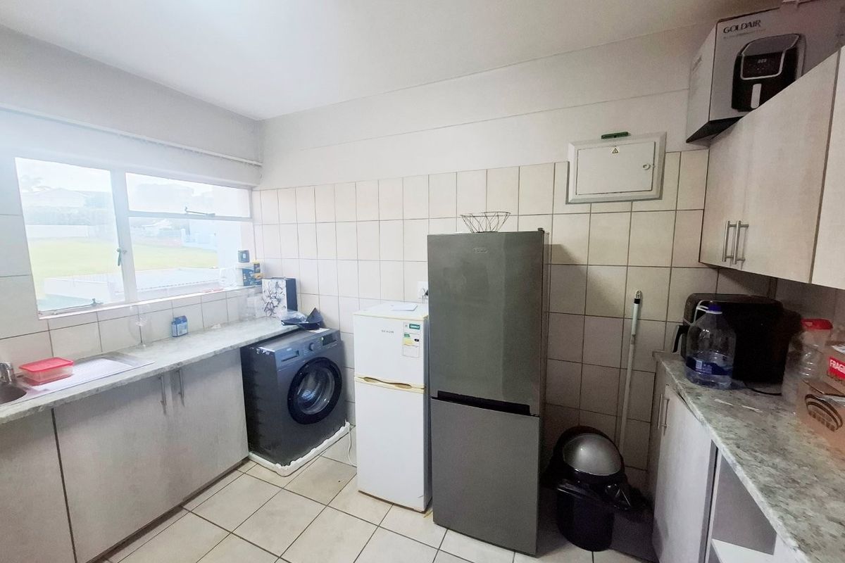 HUMEWOOD 2 BED 1 BATH APARTMENT FOR RENT - Photo 4