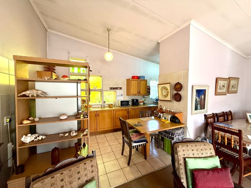 Spacious Retirement Living with Exceptional Comfort - Photo 4