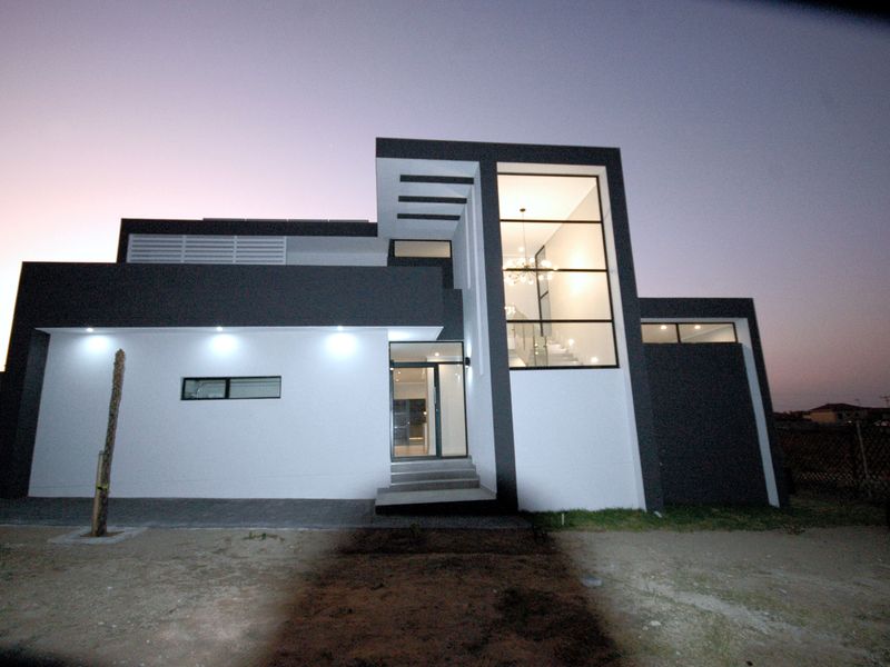 Modern, Upmarket Home in New Security Estate - Photo 7