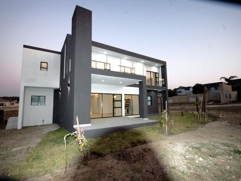 Modern, Upmarket Home in New Security Estate - Photo 9