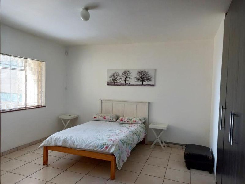 HUMEWOOD FURNISHED 2 BED 1 BATH APARTMENT WITH PARKING FOR RENT - Photo 8