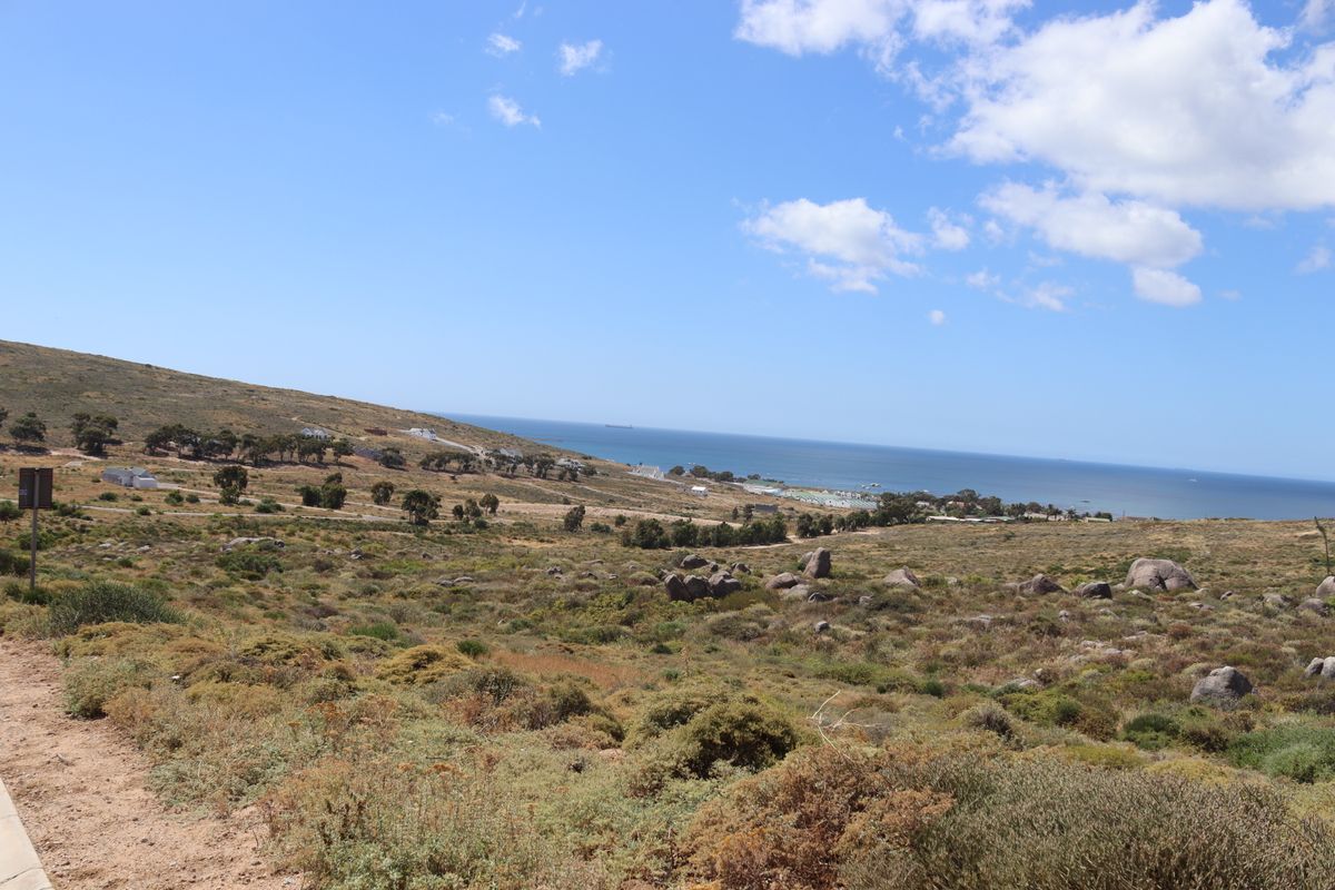 "Prime 405m2 vacant land with stunning ocean views, perfect for building your dream home. - Photo 5