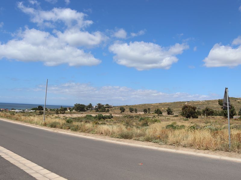 "Prime 471 m2 vacant land with stunning ocean views, perfect for building your dream home. - Photo 4