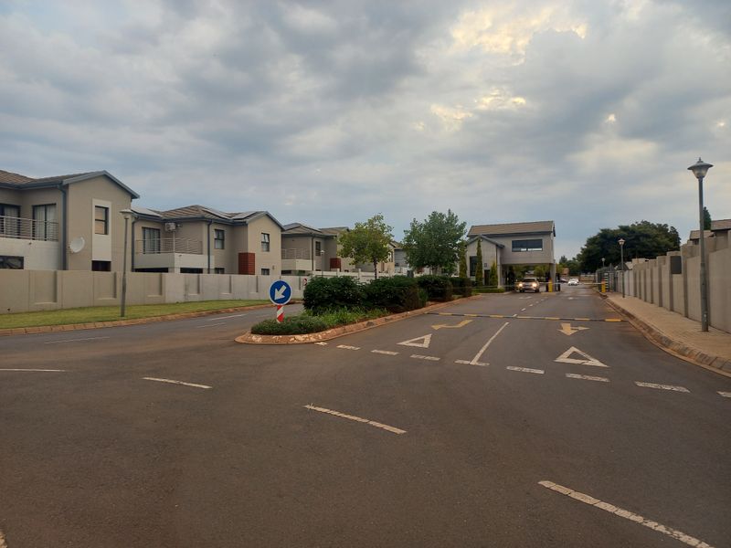 Vacant land in Du Vin estate - Photo 4