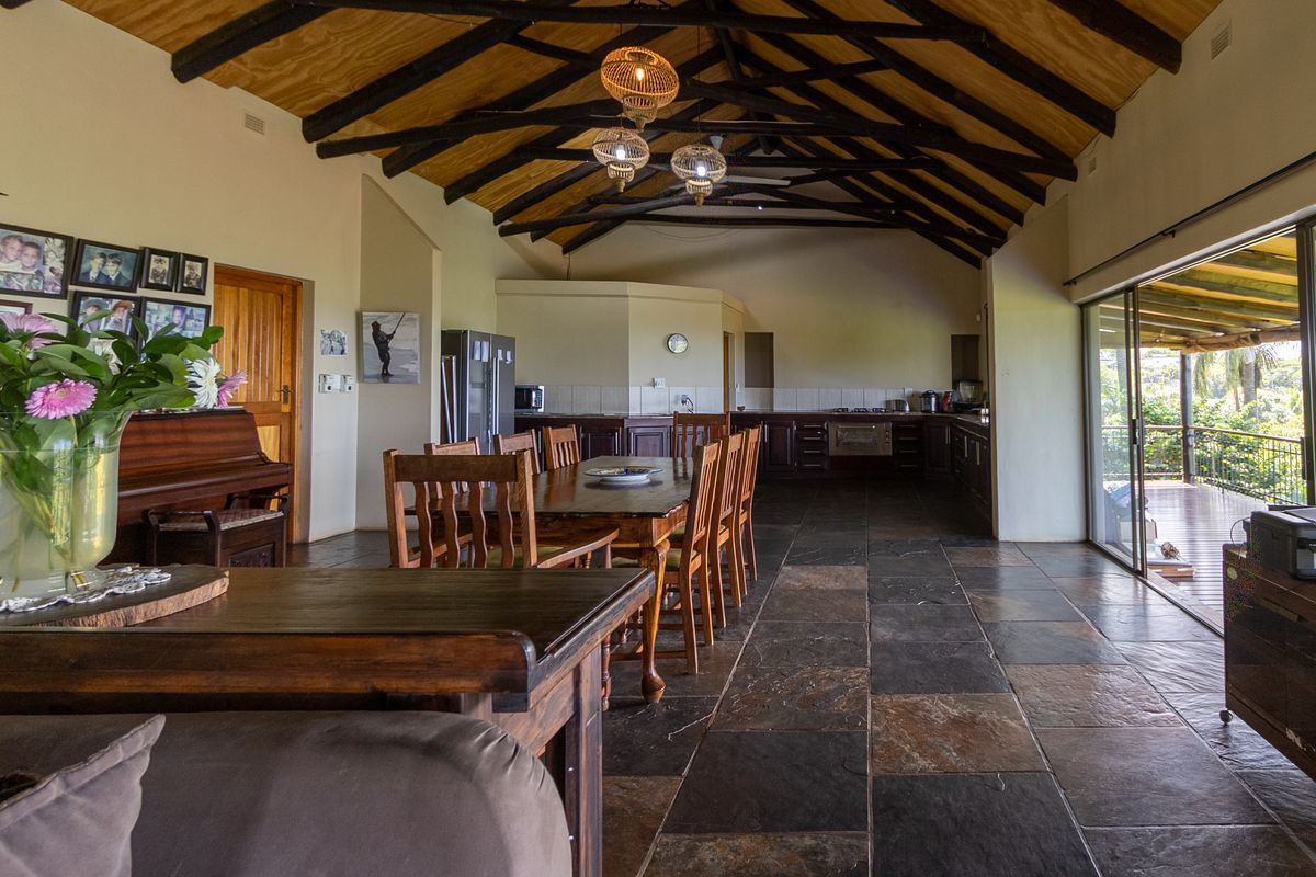 Beautiful 5 Bedroom House for sale in Zini! - Photo 4