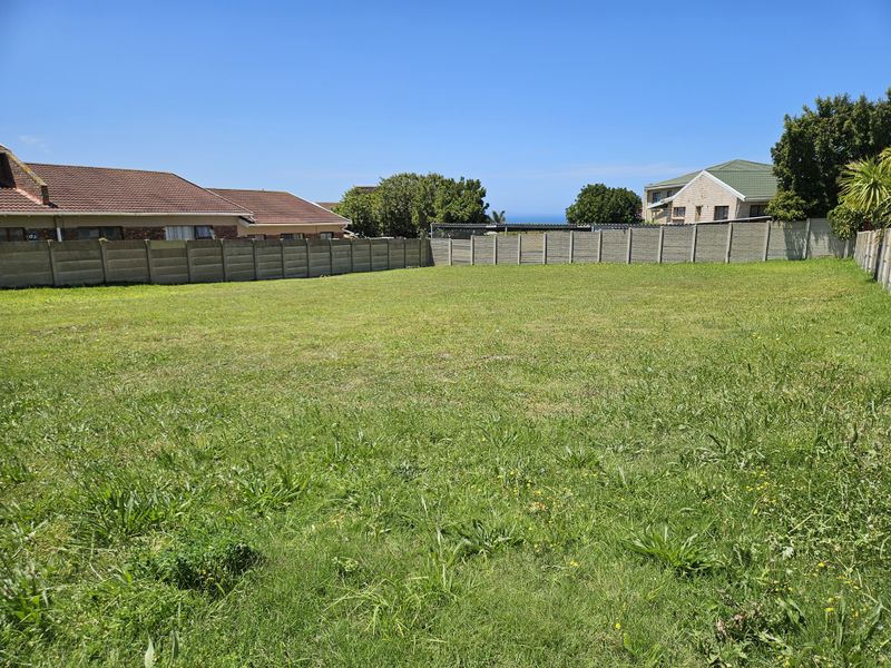 Sought-after Location Land - Photo 4
