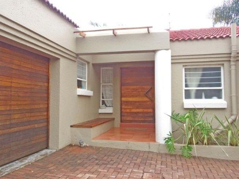 3 bedroom family home close to Saints Stithians - Photo 10