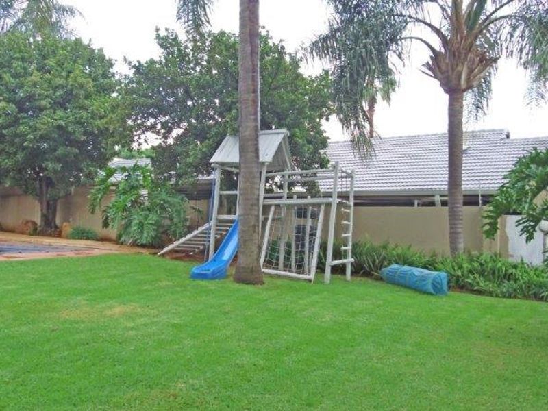 3 bedroom family home close to Saints Stithians - Photo 8