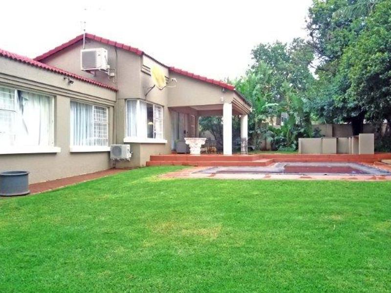 3 bedroom family home close to Saints Stithians - Photo 7