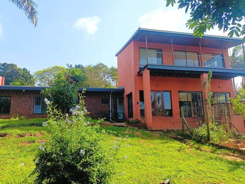 Spacious Family home with pool, Balcony and seaviews! - Photo 7