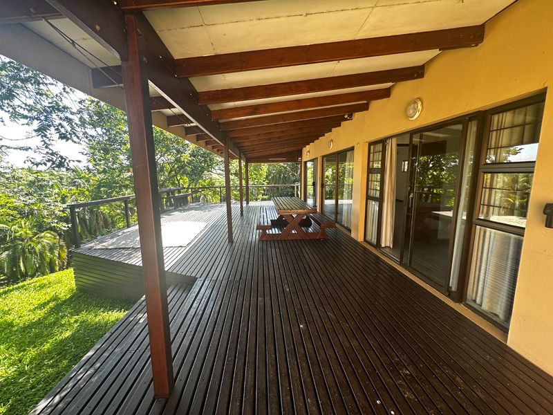 Charming House on Riverland Estate - Photo 1