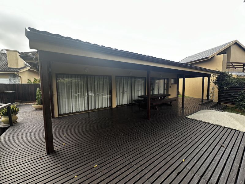 Charming House on Riverland Estate - Photo 7