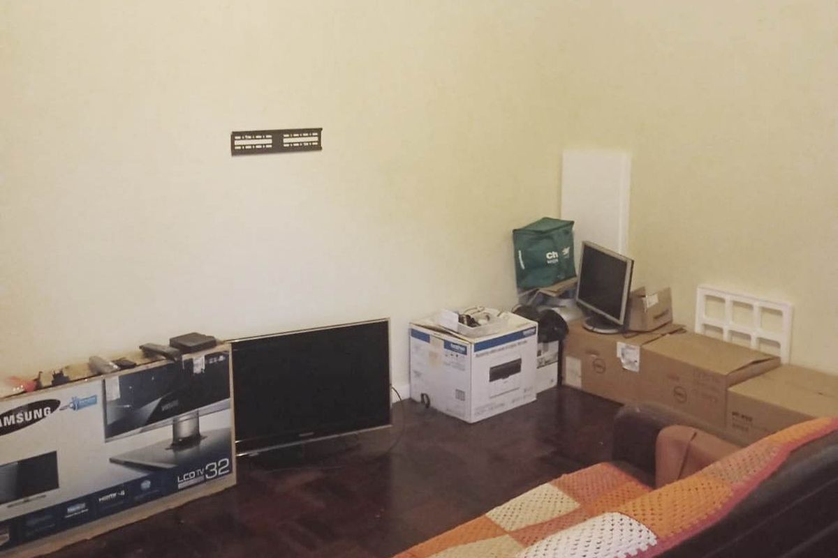 CENTRAL 2 BED APARTMENT WITH PARKING FOR RENT - Photo 4