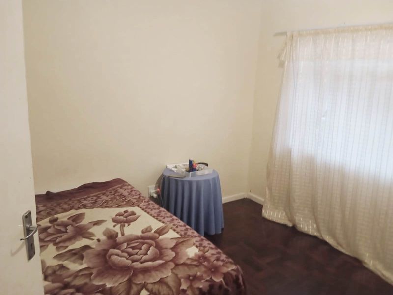 CENTRAL 2 BED APARTMENT WITH PARKING FOR RENT - Photo 9