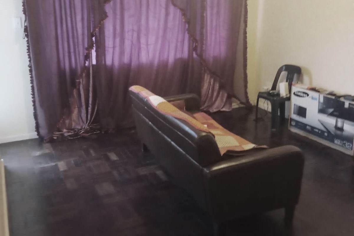 CENTRAL 2 BED APARTMENT WITH PARKING FOR RENT - Photo 3