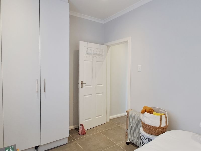 LOVEMORE PARK 2 BED 2 BATH HOUSE WITH DOUBLE GARAGE FOR RENT - Photo 10