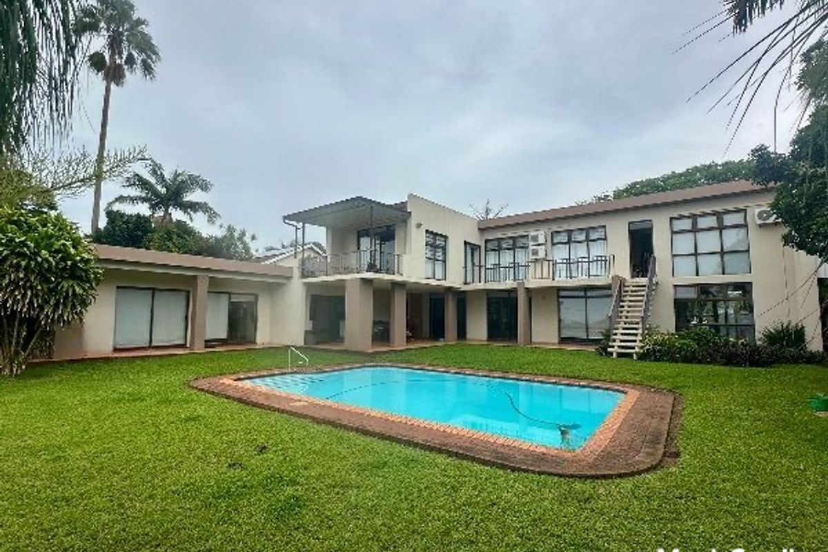 Stunning Family Home with Ocean Views - Photo 3