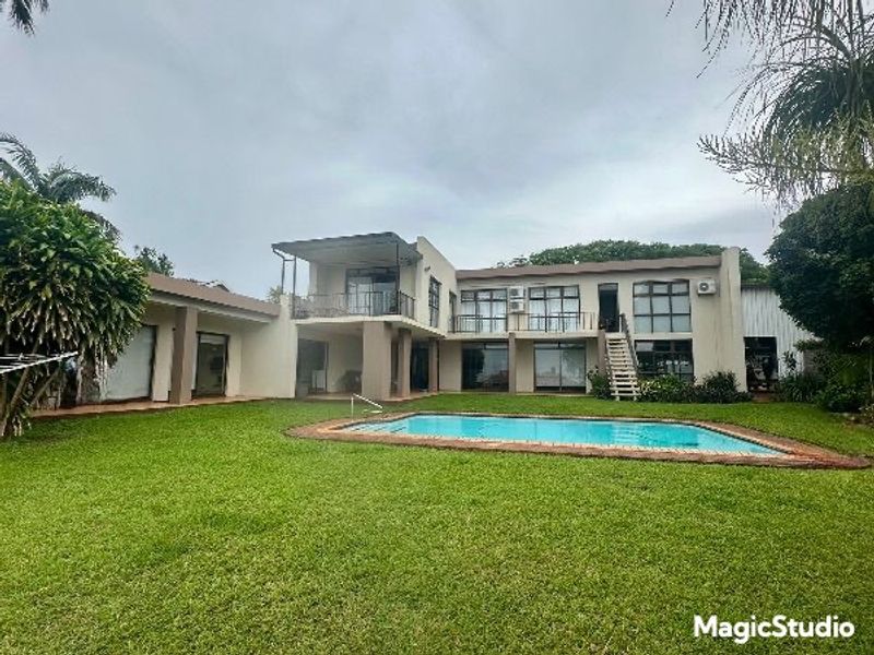 Stunning Family Home with Ocean Views - Photo 4