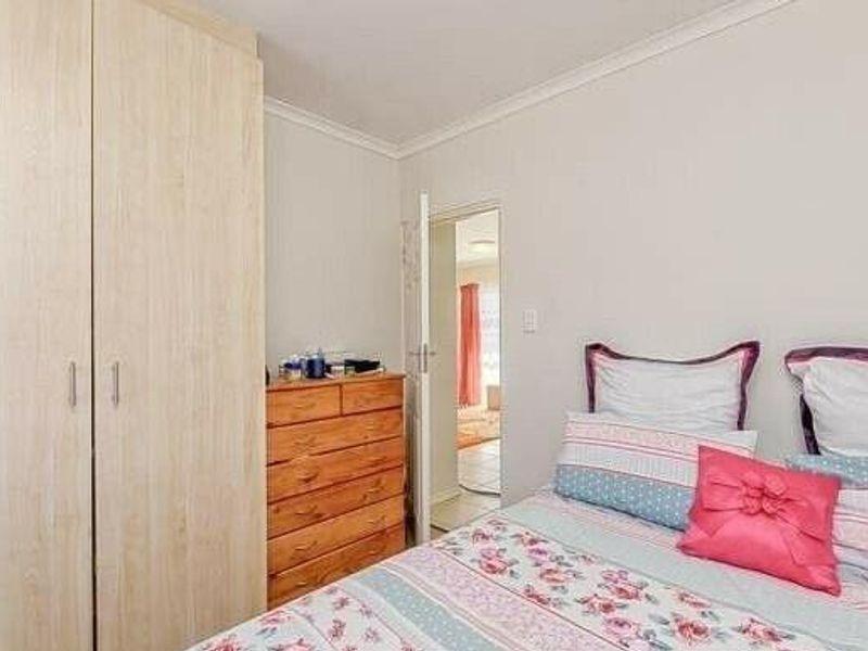 WALMER HEIGHTS 3 BED 1 BATH TOWNHOUSE FOR RENT - Photo 4