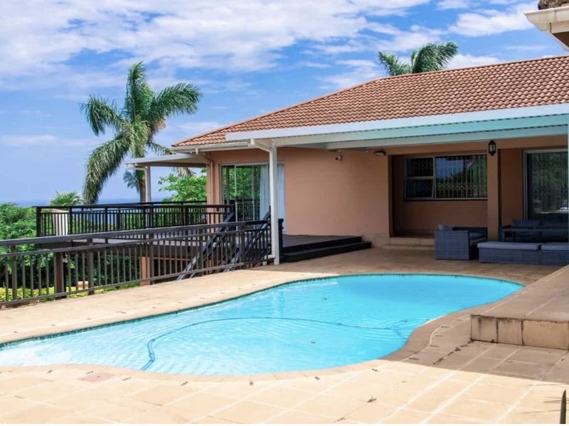 Seaview Guest House – A Coastal Retreat with Endless Possibilities - Photo 1