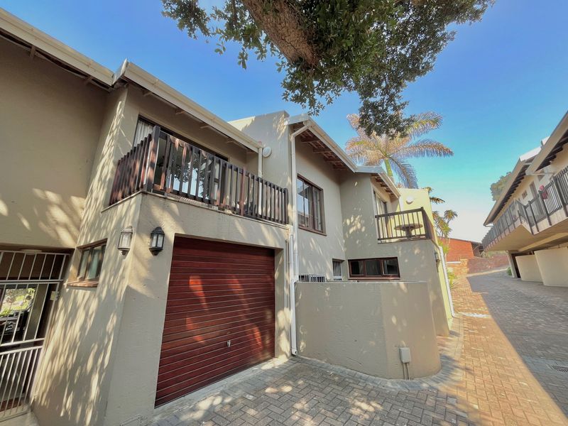 Discover this hidden gem across from Westbrook Beach! - Photo 1