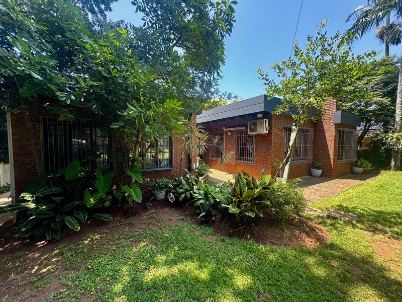 Solid Home, Big Stand, Serious Potential - Photo 1