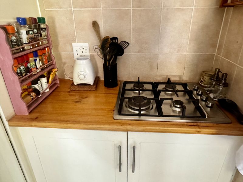 Solid Home, Big Stand, Serious Potential - Photo 8