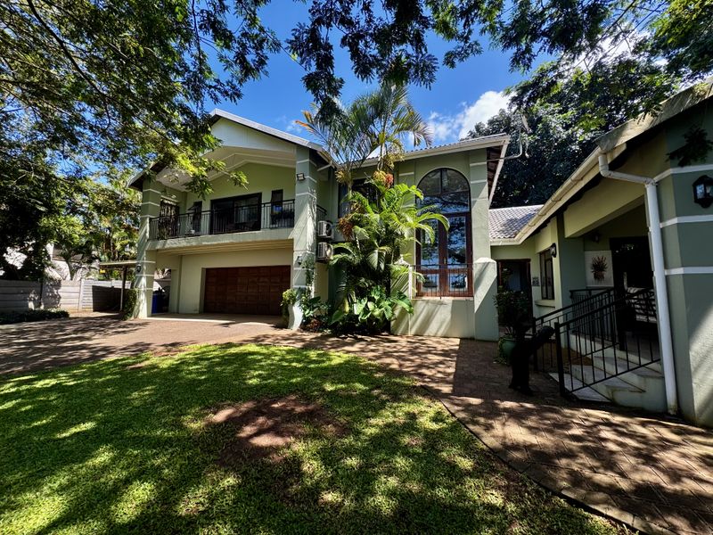 Family Home with Pool, Office & Sea Views in Mtunzini - Photo 1
