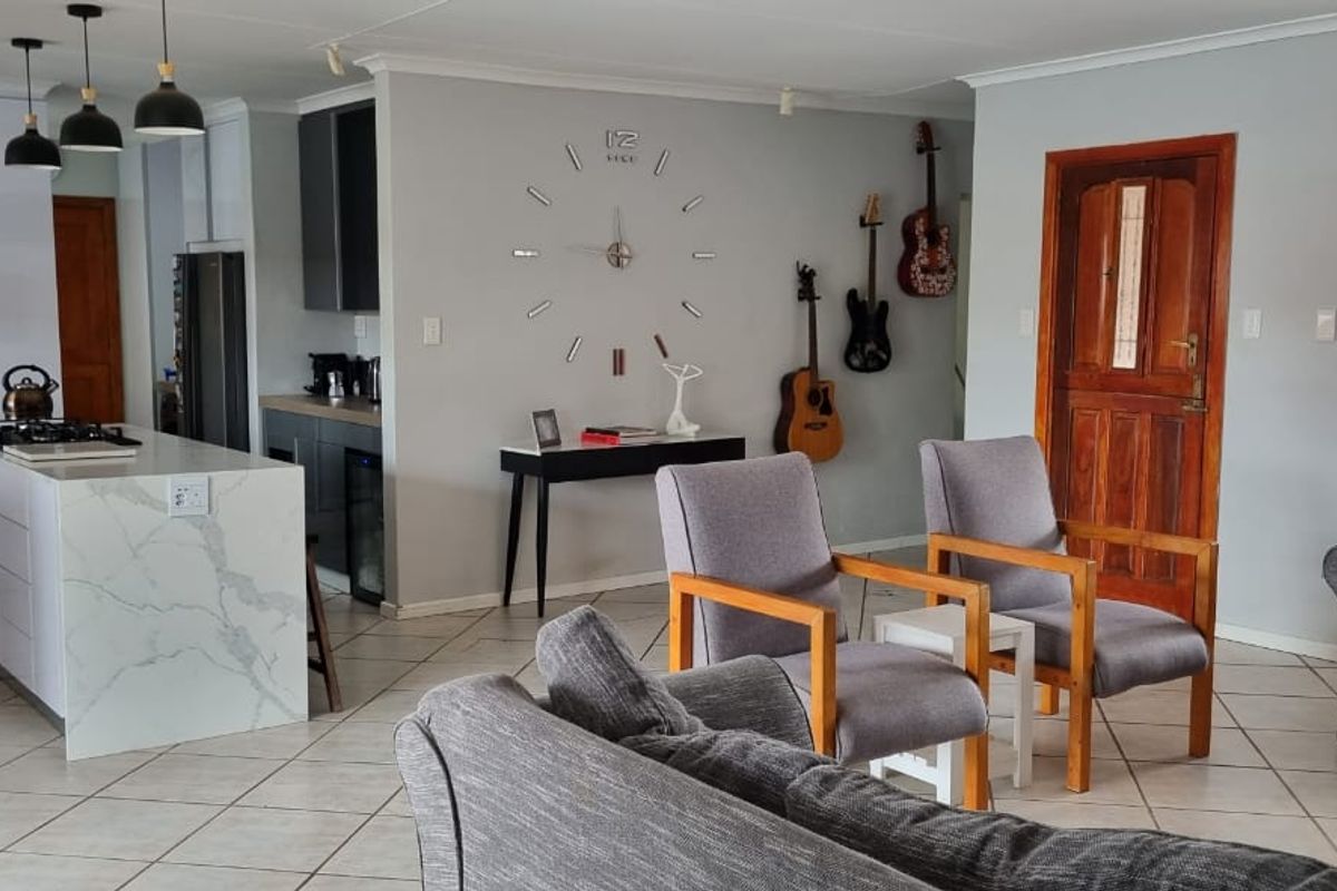 Modern 3-Bedroom Family Home with Pool, Solar Power & Entertainer’s Braai Area in Bergendal - Photo 4