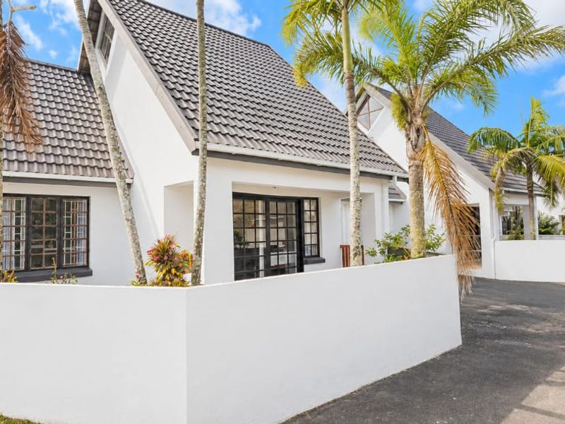 2-Bedroom Rental Duplex with Private Garden – Available 01 September - Photo 1