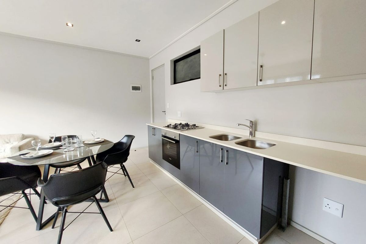 UNFURNISHED 1 BEDROOM APARTMENT TO LET IN ZIMBALI OCEANS CLUB - Photo 2