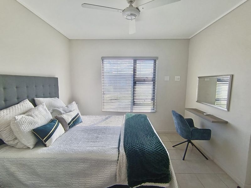 Stylish Fully Furnished Apartment with Premium Lifestyle Amenities - Photo 9