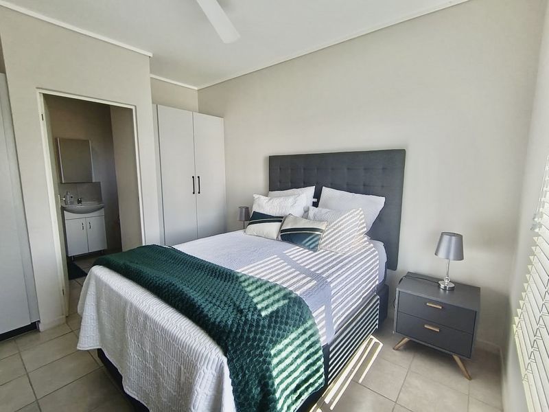 Stylish Fully Furnished Apartment with Premium Lifestyle Amenities - Photo 8
