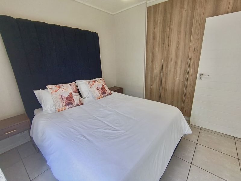 Fully Furnished apartment in sought after estate! - Photo 7