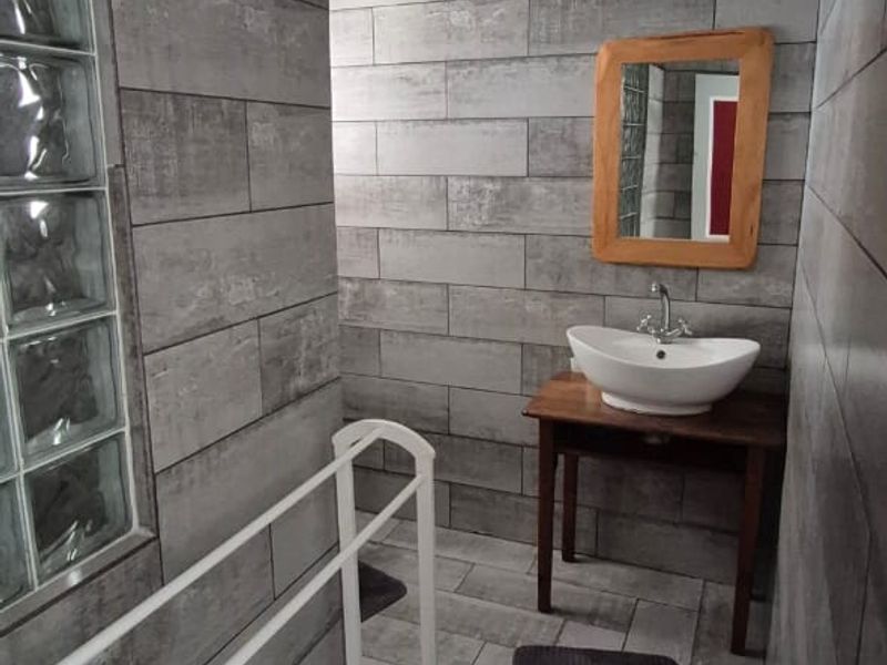 KAROO HOME WITH 4x JOJO TANKS & BUILT-IN BRAAI - Photo 6