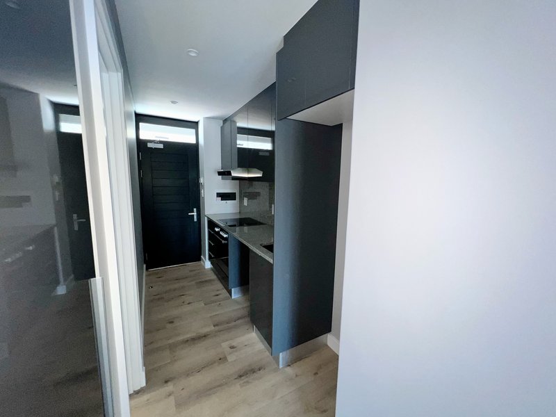 Where Elegance And Modern Minimalism Meet - Available Immediately - Photo 5