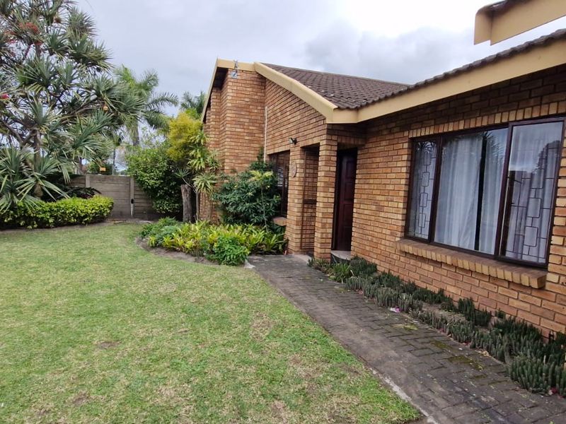 Six-Month Lease Only! - Photo 1