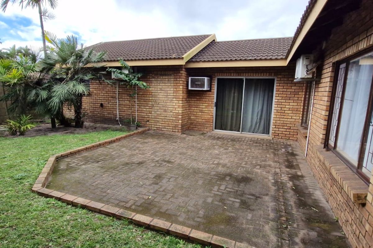 Six-Month Lease Only! - Photo 2