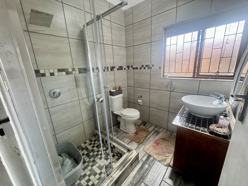 Family Living Meets Endless Potential in the Heart of Mtunzini - Photo 9