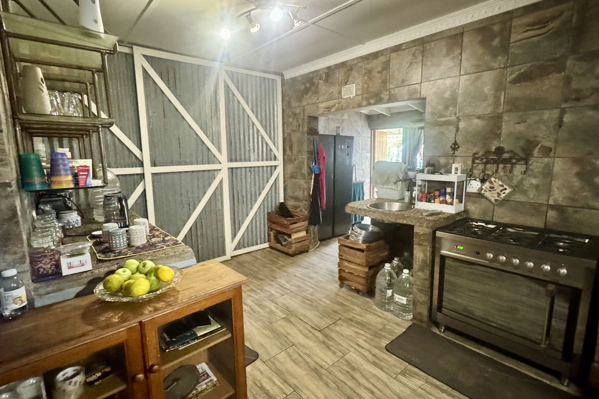 Family Living Meets Endless Potential in the Heart of Mtunzini - Photo 3