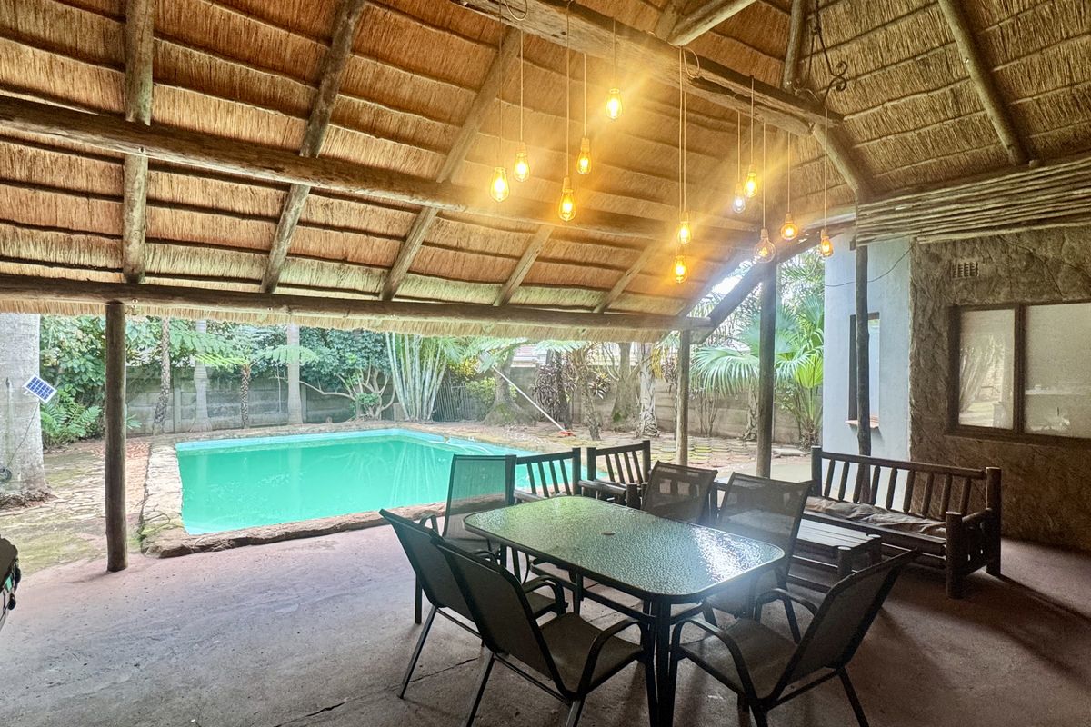 Family Living Meets Endless Potential in the Heart of Mtunzini - Photo 5