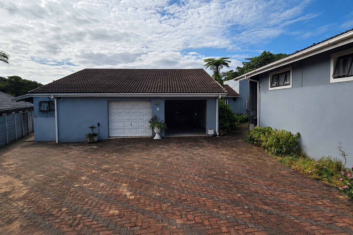 Spacious family home with flatlet in a Prime Cul-de-sac - Photo 5